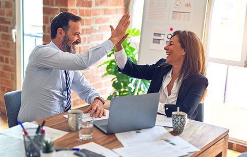 帮助客户就是成就自我